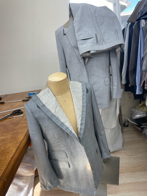photo 2 Custom made men's wedding suit
